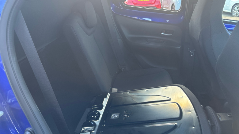 Toyota Aygo X 1.0 VVT-i Edge 5dr Petrol Hatchback